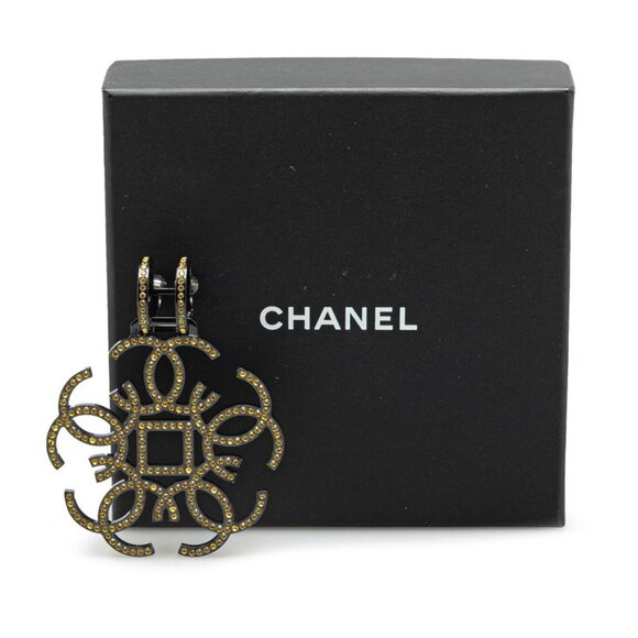 CHANEL Black Logo Earrings - Picture 4 of 4